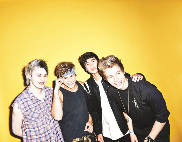 5-Seconds-Of-Summer-main-official-photos