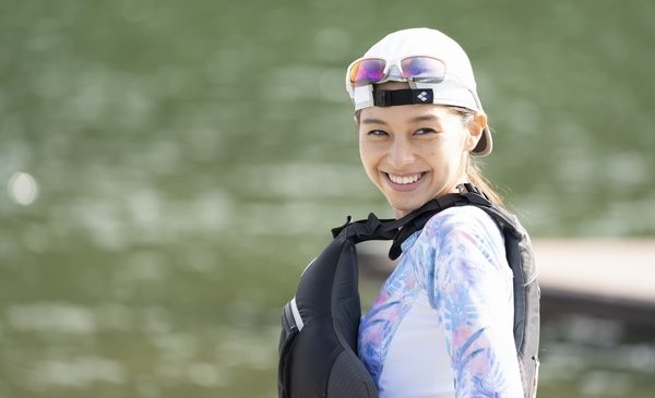 「水上のフライト」場面写真1