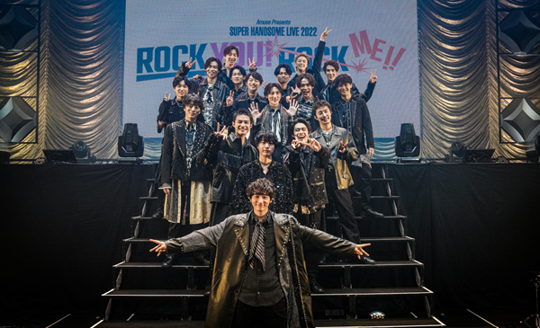 集合カット：Photo by 古屋呂敏