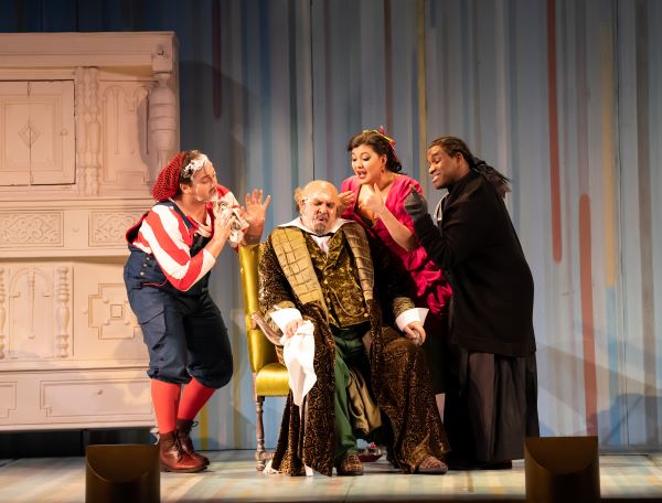 ★【ROH(8)】：セビリアの理髪師＜サブ1＞(Production photo of The Barber of Seville, ROH Barber 2023 © Bill Cooper (8)