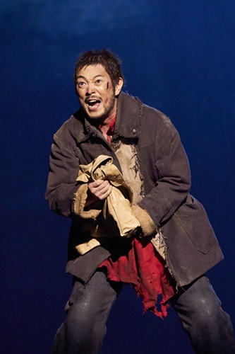 Les Mis 2024-25 Stage Photo_Valjean’s Soliloquy_JV_Yosuke_B3_01818s2