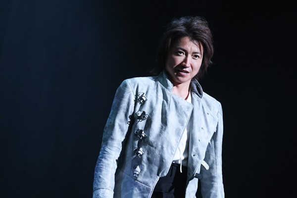 01.マクベス役：藤原竜也s2