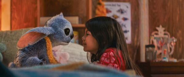 『リロ＆スティッチ』：場面写真（リロ＆�9%F%#%C%A!K