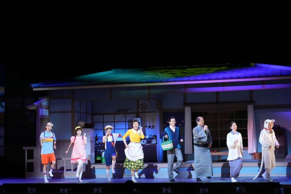 （左から）草川直弥、平尾帆夏、松﨑光、藤原紀香、葛山信吾、松平健、高橋惠子、酒井敏也