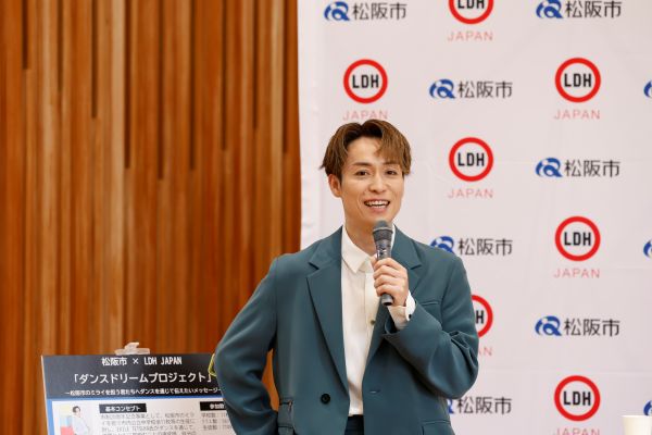 2.記者会見2