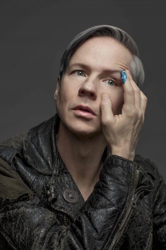 matthew placek hi res glitter on finger