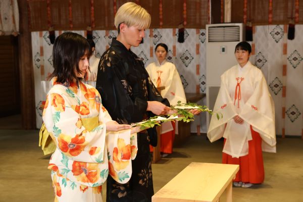②『隣のステラ』大ヒット祈願ご祈祷オフィシャルスチール