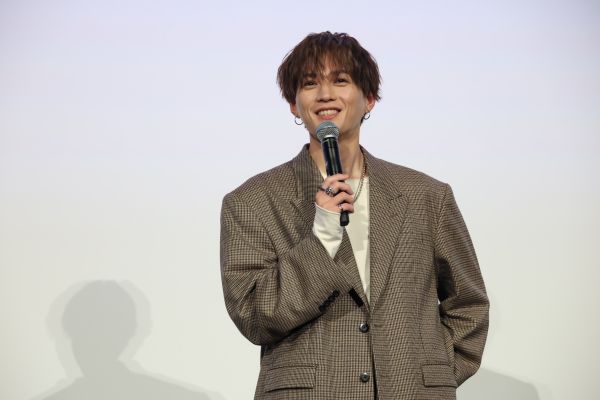 ⑫0727実施『隣のステラ』公開御礼舞台挨拶_トーク中の八木