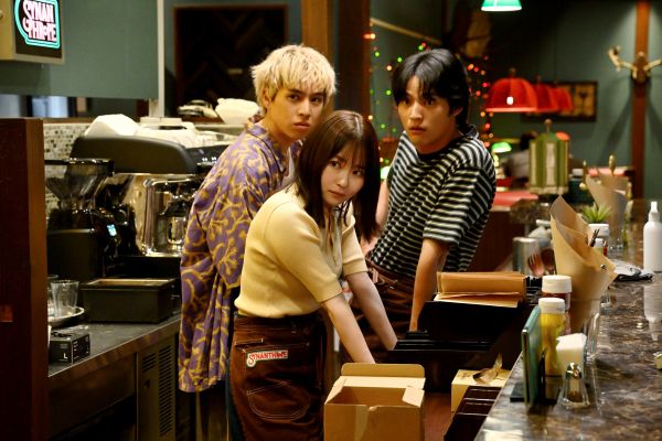 ★TX_251006_#1_(c)此元和津也／「シナントロープ」製作委員会_メイン写真