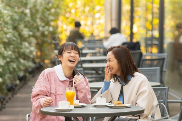★『TOKYOタクシー』：場面写真サブ4（奈菜、薫）