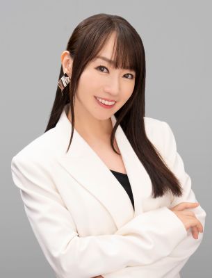 水樹奈々（ペチカの母）宣材写真