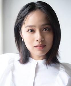 01.岩倉美津未 役：清水美依紗sss2