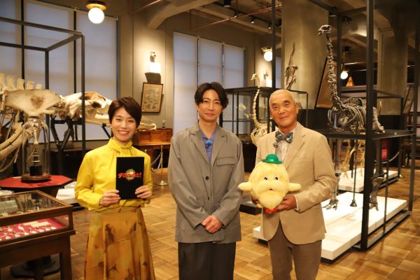 ①３S+ヒゲじい【写真左からMCの廣瀬智美アナウンサー、ゲストの相葉雅紀さん、岩合光昭さん】_電子透かしあり