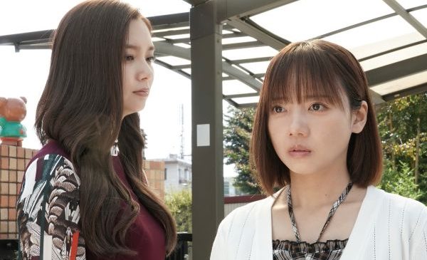 新川優愛、齊藤京子