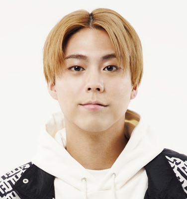 05_アダマ（演：小野塚勇人）sss2