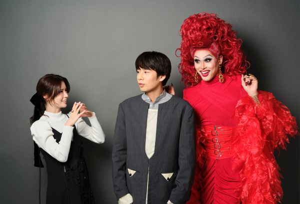 ※1_30(金)16時解禁【まるどりぃ】サブビジュアル（左から 井口綾子 中丸雄一 ドリアン・ロロブリジーダ）