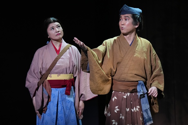 左から島崎和歌子（Wキャスト）、山崎樹範sss2