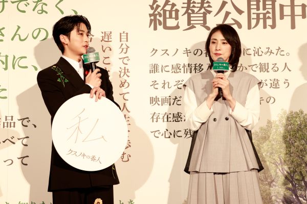 高橋文哉・天海祐希2s_T3A2815