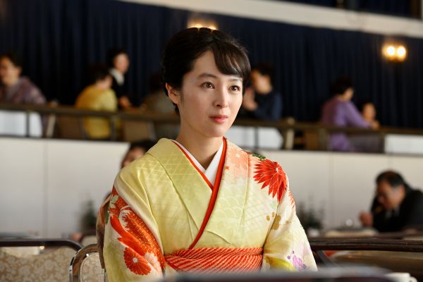 中村順子（清野菜名）