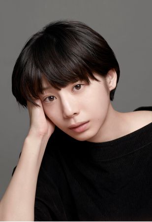 夏帆 (草野冬子役)