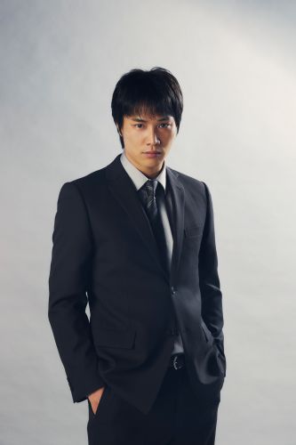 鈴木伸之様_刑事、ふりだしに戻る