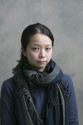 4.小川絵梨子宣材写真