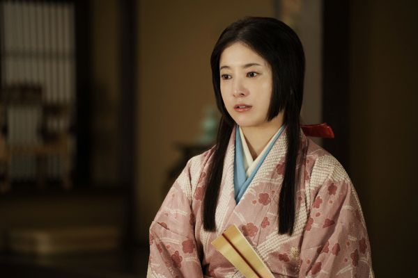 ③千代保（吉高由里子）