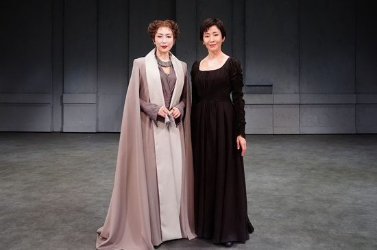 パルコ・プロデュース2026『メアリー・ステュアート』初日開幕写真_撮影：細野晋司KGC08841_rnaka