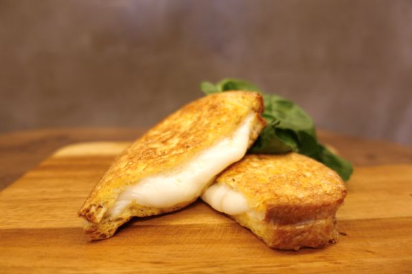 燻製モッツァレラチーズのカロッツァ_IMG_1408