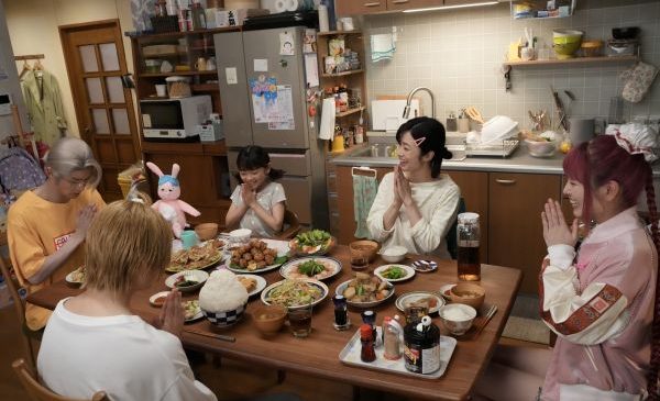 ①『SAKAMOTO DAYS』場面写真