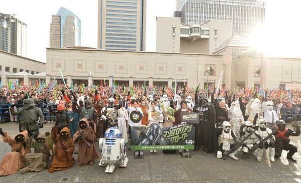 『マンダロリアン～』：「スター・ウォー�_$NF_!W%+%&%s%H%@%&%s%$%Y%s%H!J%5%V1!K