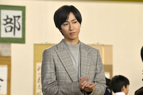 『君のクイズ』阿部亮平_場面カット