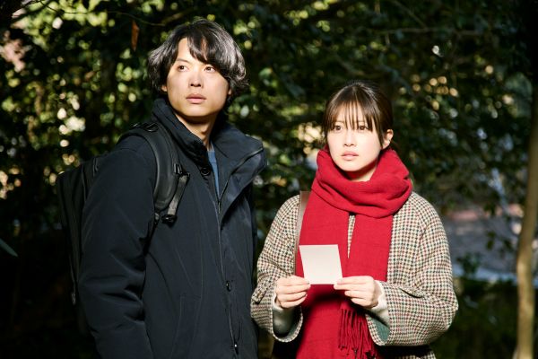★メイン_FIX_映画『白鳥とコウモリ』場面写真①