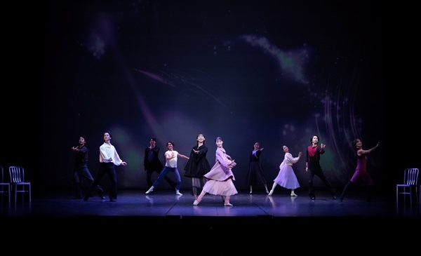 『SWANーBallet cross Readingー』舞台写真_撮影：奥田祥智_DSC09843ｔyyy600